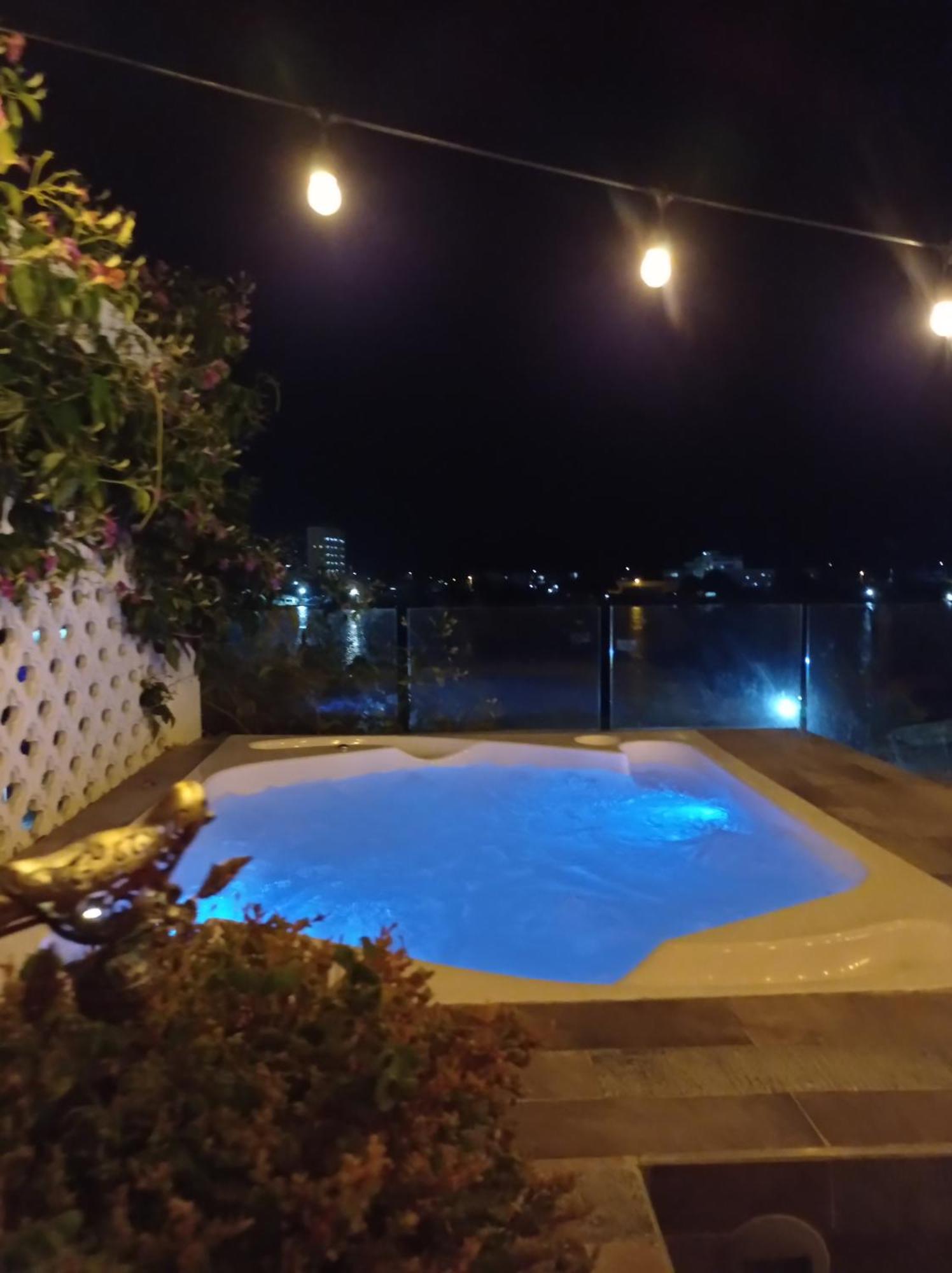 Hotel Dorado Plaza Calle Del Arsenal Cartagena Exterior photo
